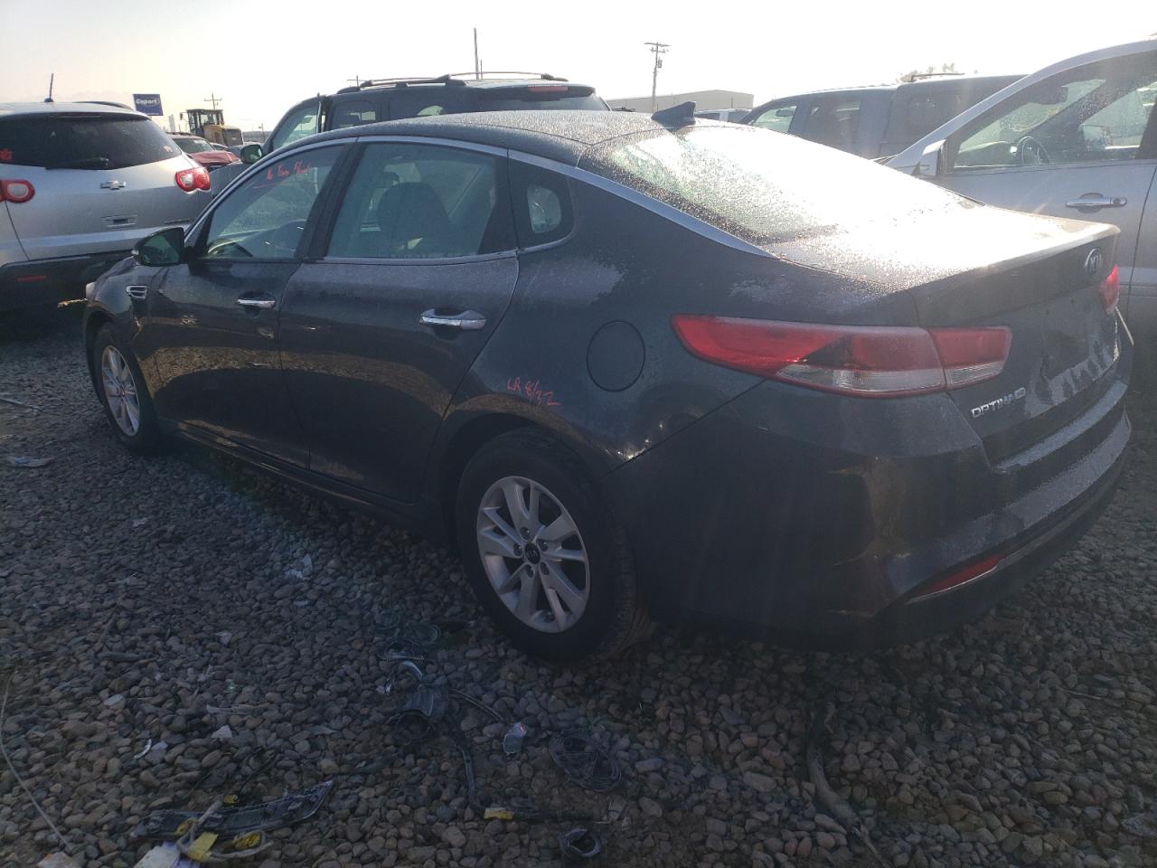 Obraz 2 z 2017 KIA OPTIMA LX 2017 z VIN 5XXGT4L37HG136509