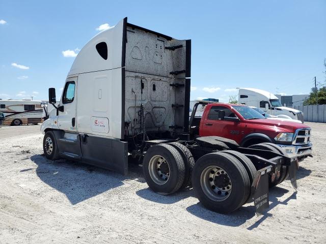 Image 3 of 2016 FREIGHTLINER CASCADIA 125  2016 with VIN 1FUJGLD58GLHA6527