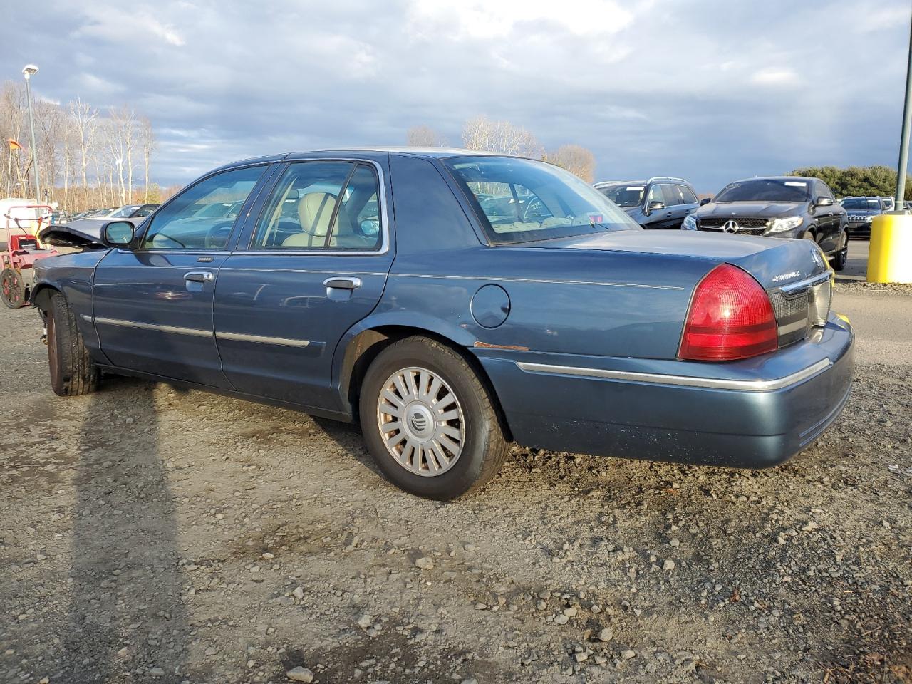 Image 2 of 2008 MERCURY GRAND MARQUIS LS 2008 with VIN 2MEHM75V08X612022