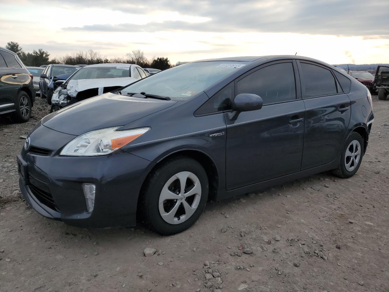 Image 1 of 2015 TOYOTA PRIUS  2015 with VIN JTDKN3DU2F1879612