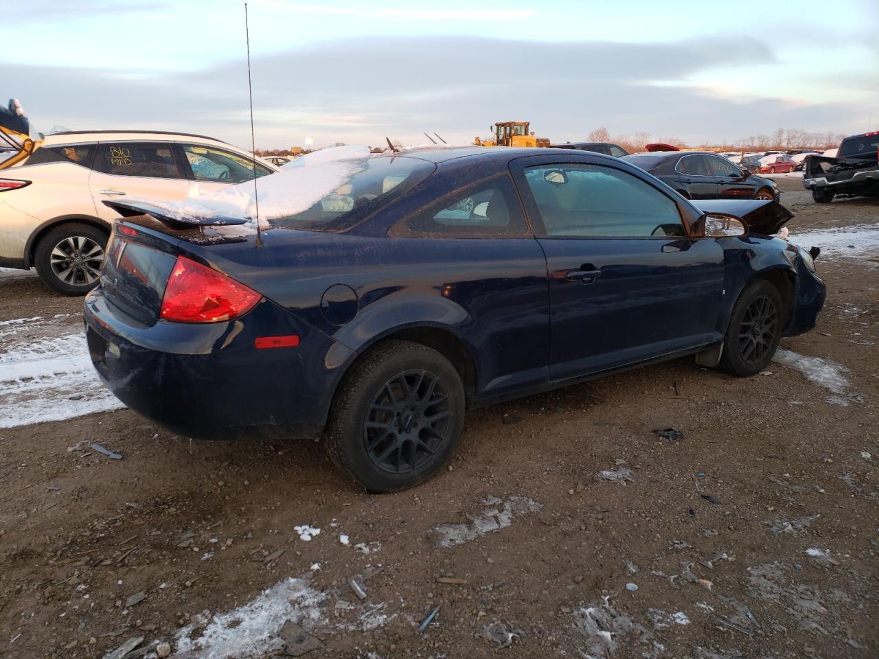 Image 3 of 2009 PONTIAC G5  2009 with VIN 1G2AS18H997271629