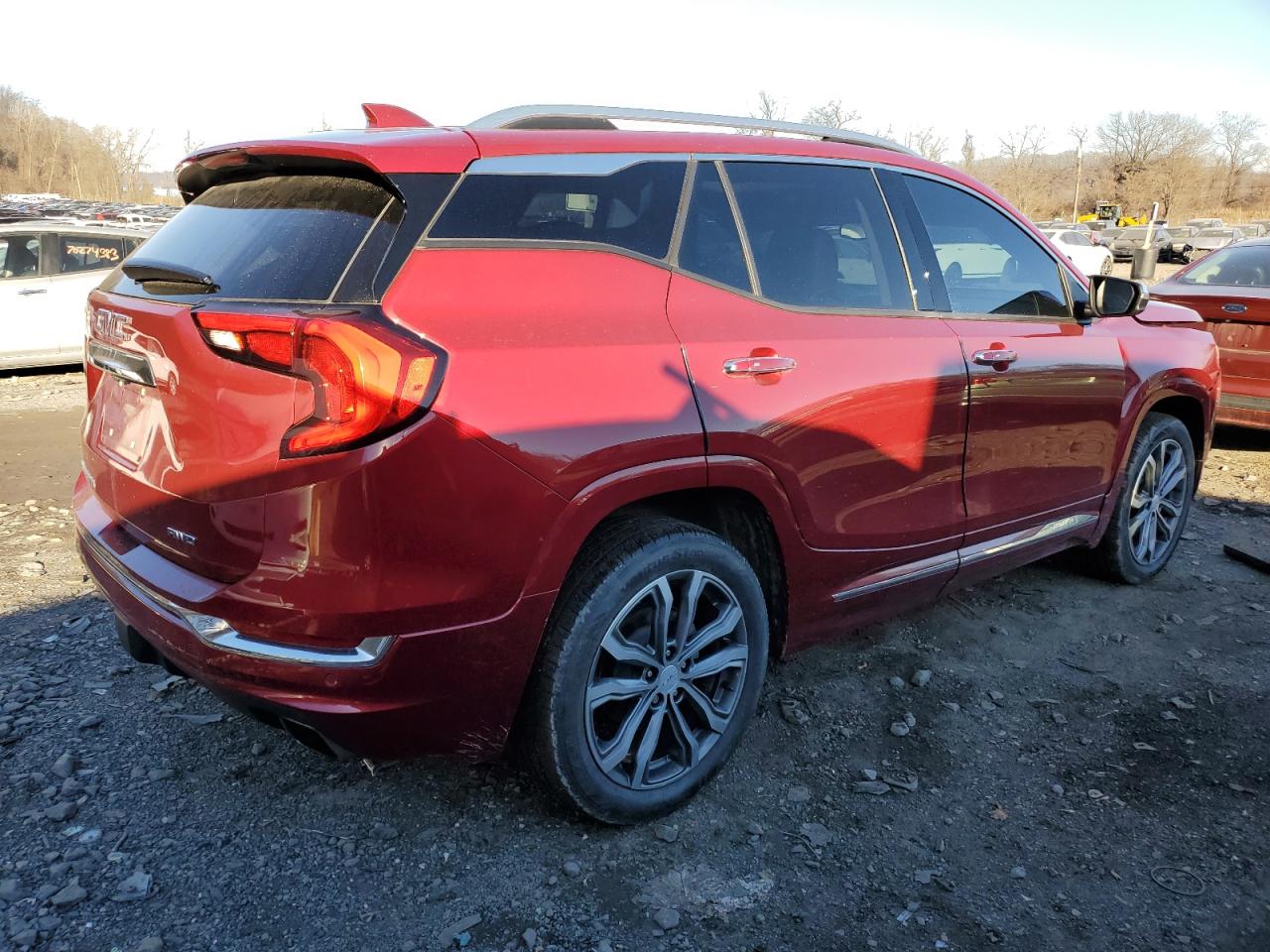 Image 3 of 2019 GMC TERRAIN DENALI 2019 with VIN 3GKALXEX5KL225552
