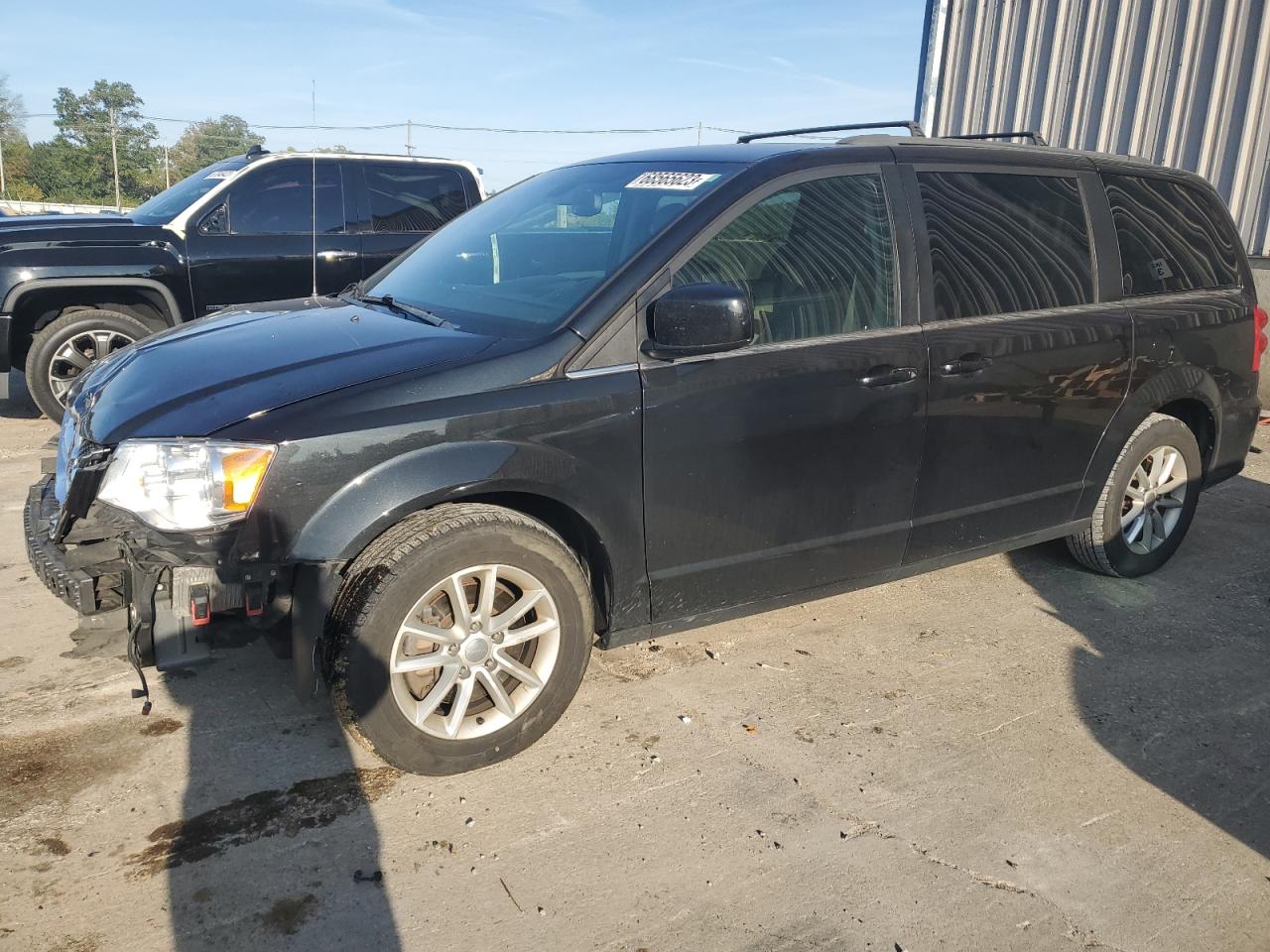 Obraz 1 z 2018 DODGE GRAND CARAVAN SXT 2018 z VIN 2C4RDGCG0JR297422
