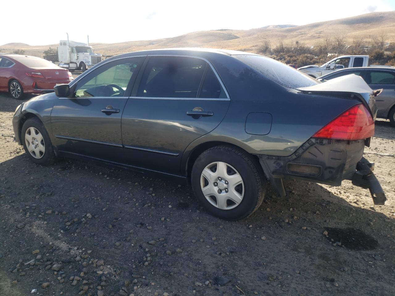 Image 2 of 2006 HONDA ACCORD LX 2006 with VIN JHMCM56426C005313