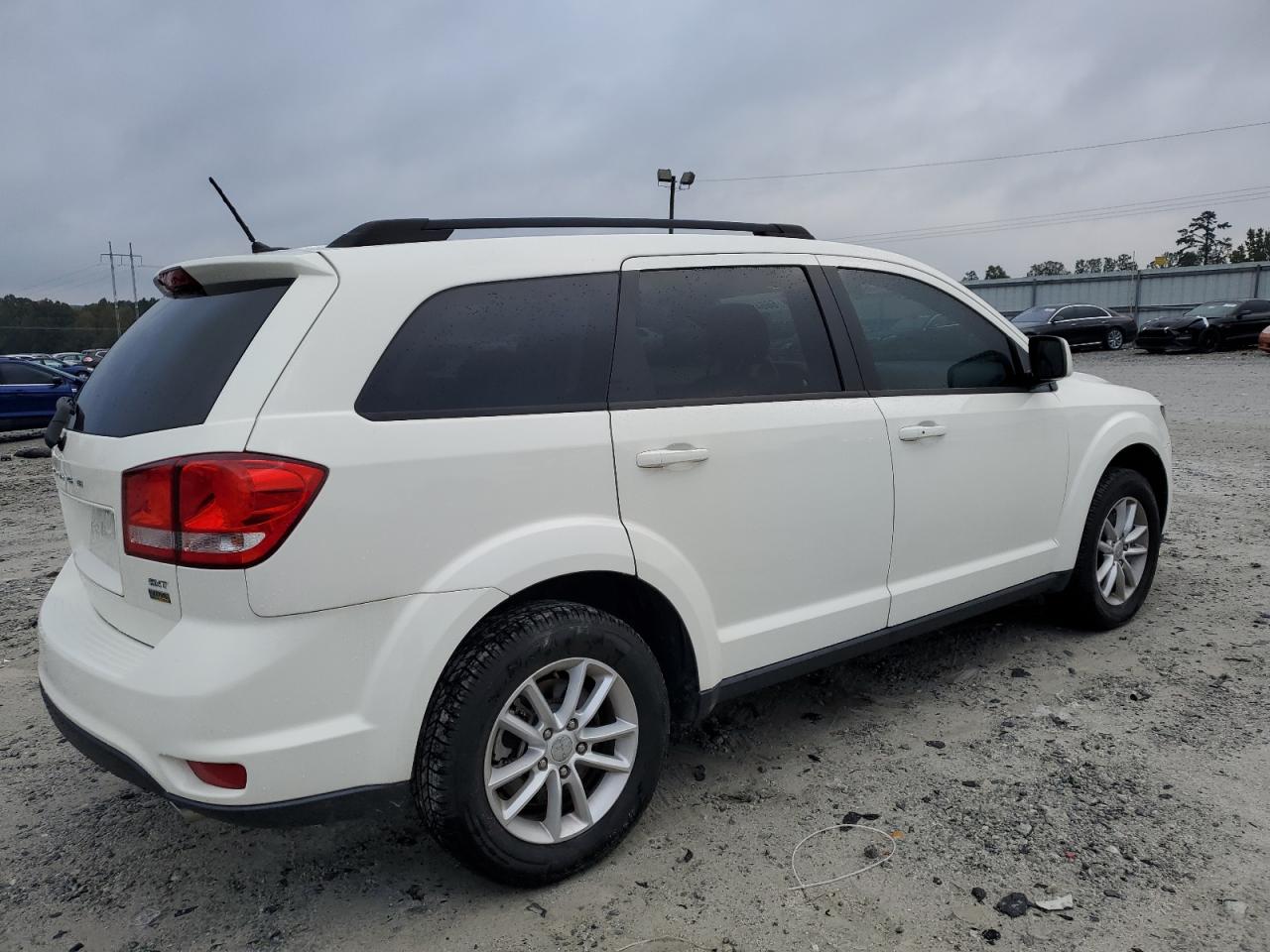 Image 3 of 2015 DODGE JOURNEY SXT 2015 with VIN 3C4PDCBG0FT696739