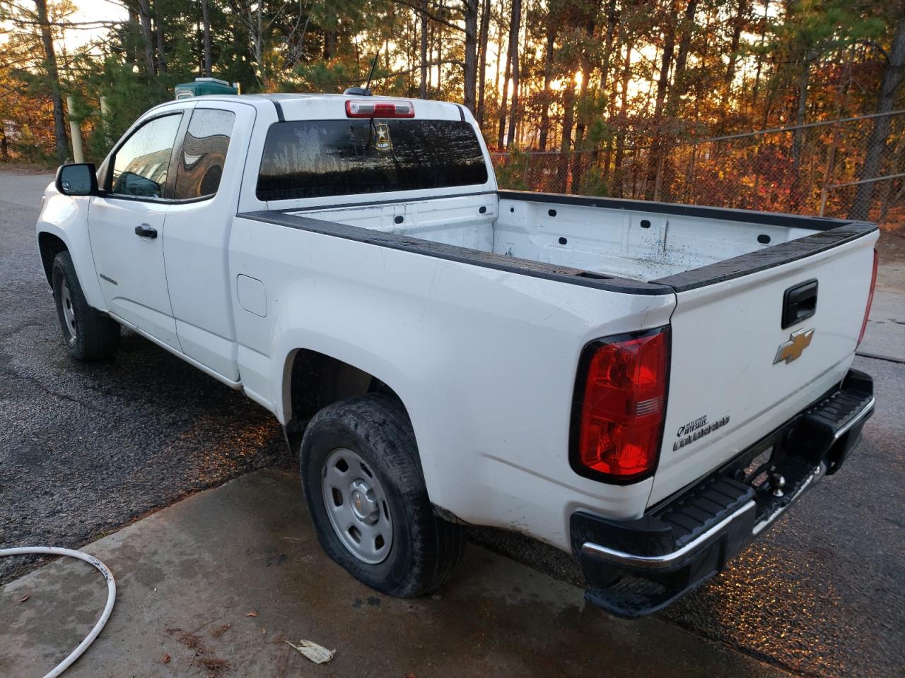 Изображение 2 Chevrolet Colorado 2016 с VIN 1GCHSBEA2G1385849