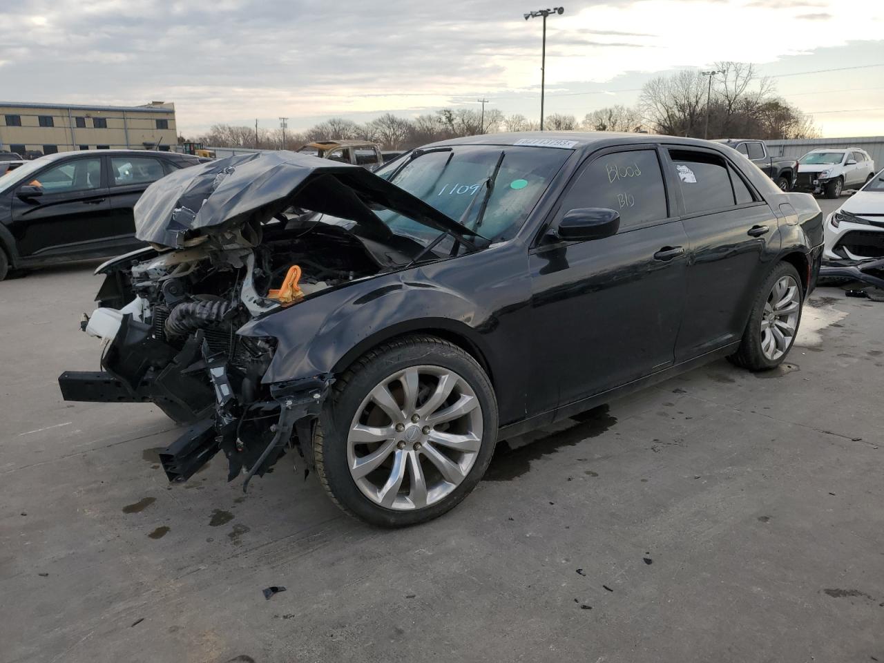Obraz 1 z 2019 CHRYSLER 300 S 2019 z VIN 2C3CCABG2KH601109