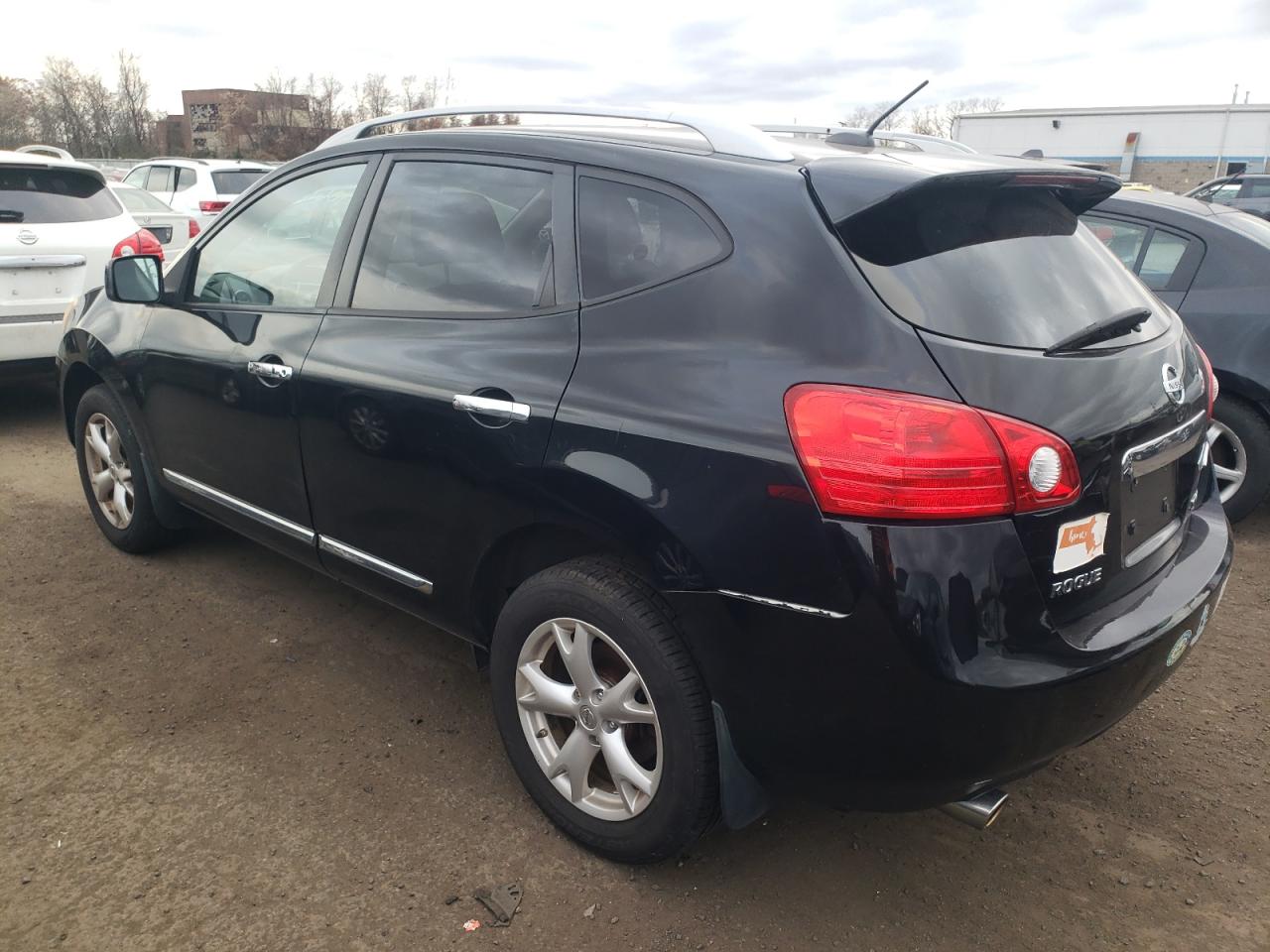 Image 2 of 2011 NISSAN ROGUE S 2011 with VIN JN8AS5MV6BW671548