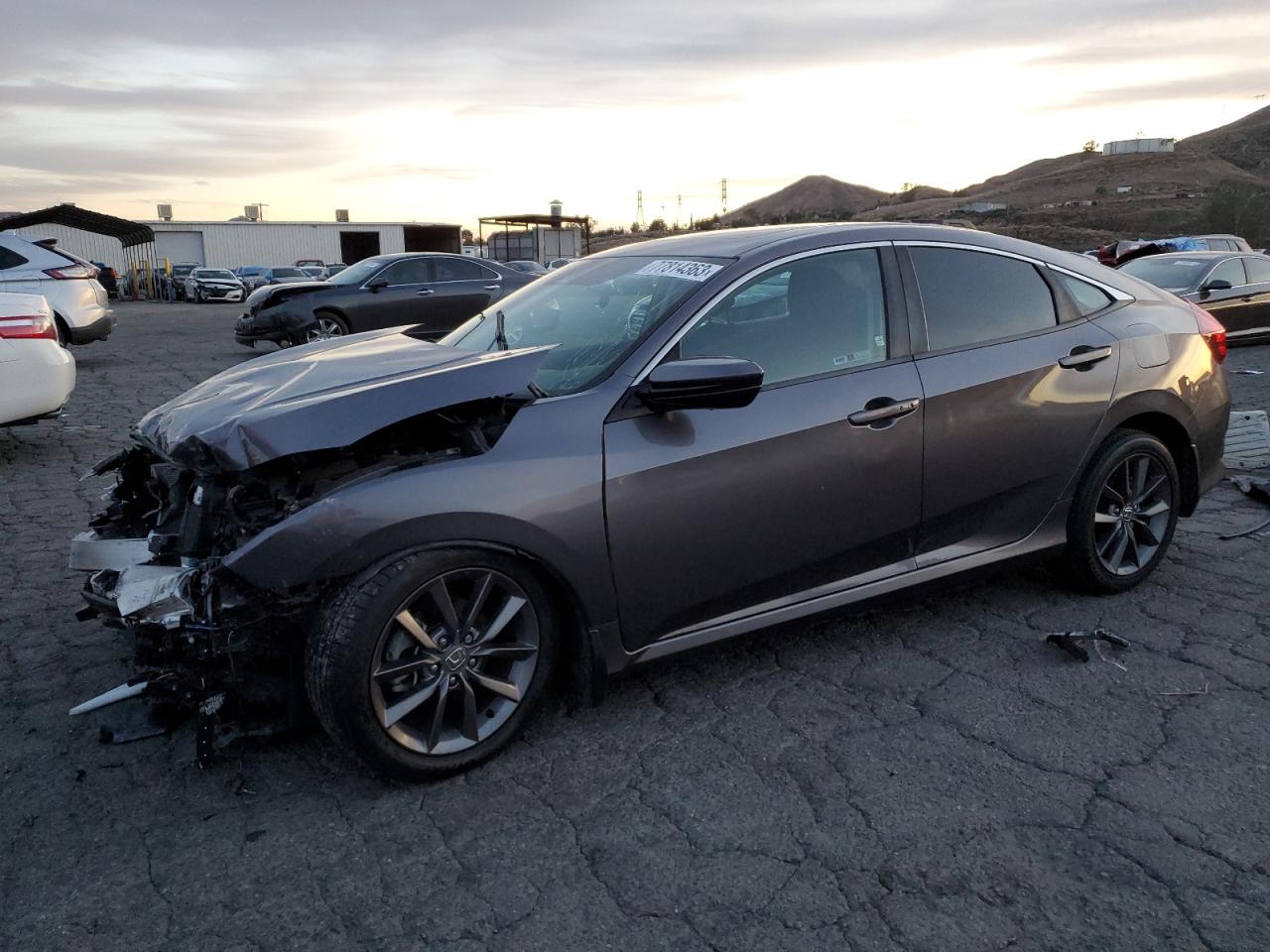 Obraz 1 z 2019 HONDA CIVIC EX 2019 z VIN 19XFC1F33KE210420