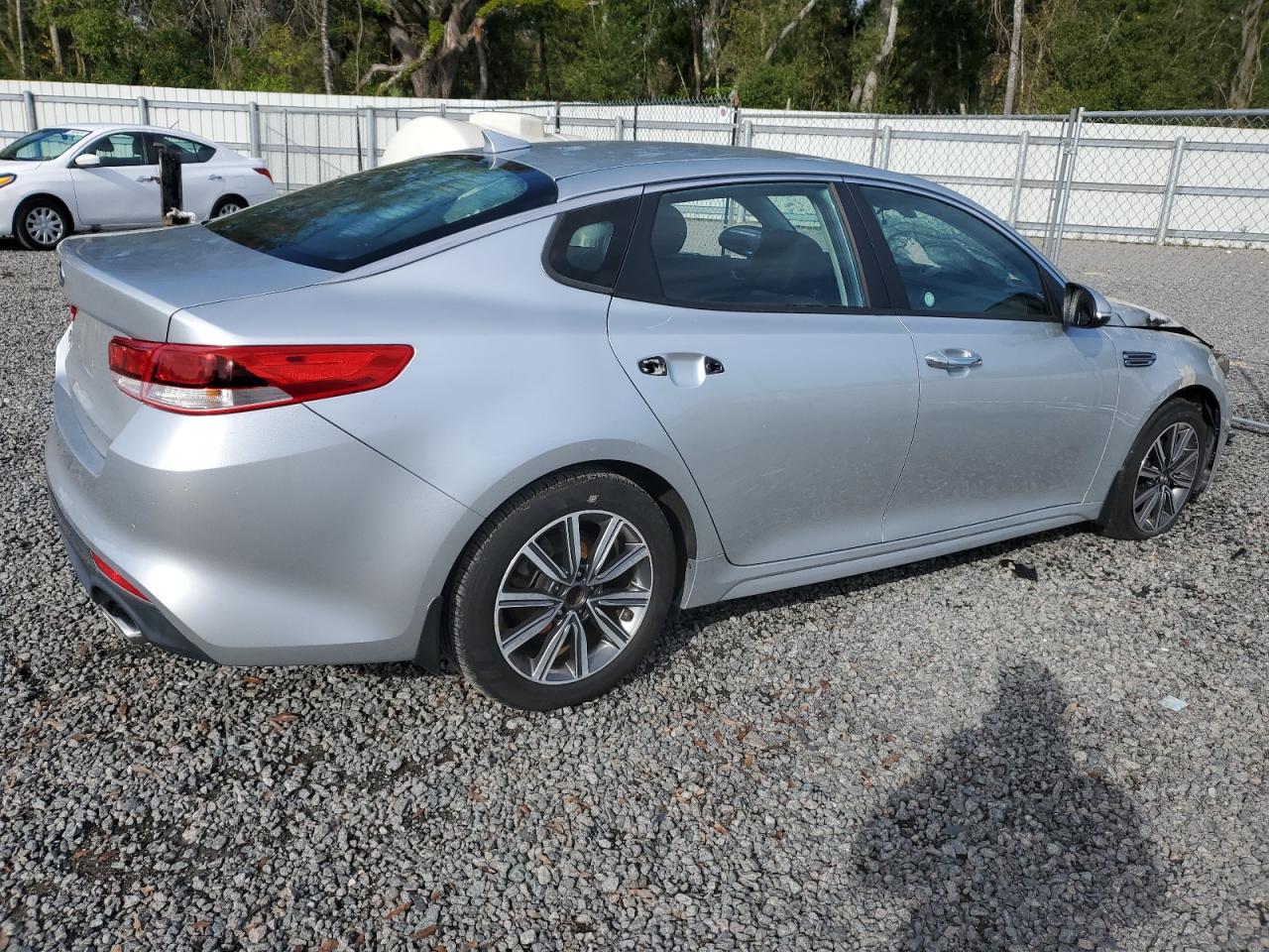 Изображение 3 2019 KIA OPTIMA LX 2019 с VIN 5XXGT4L35KG350292