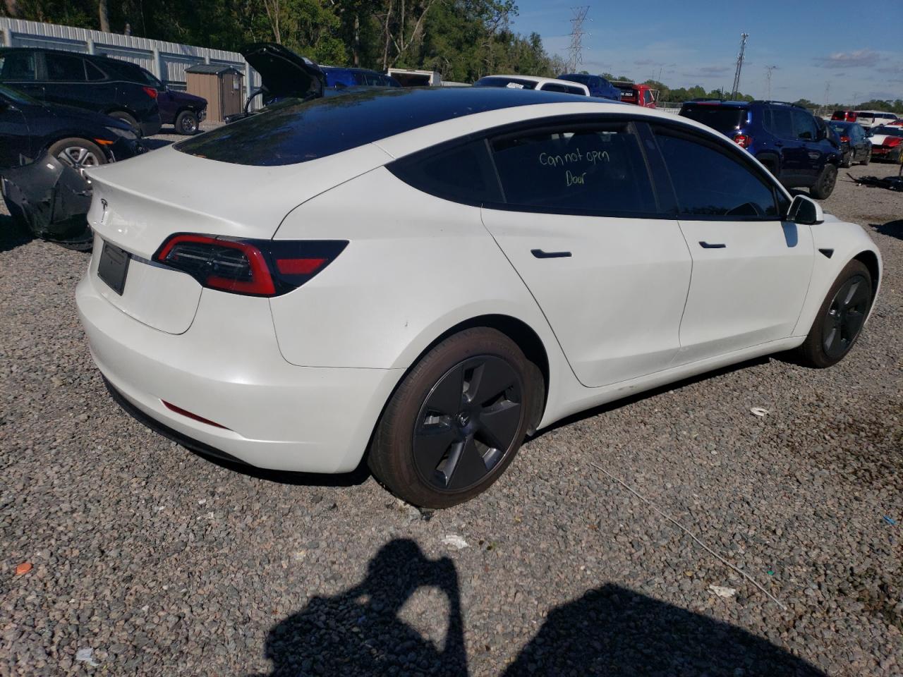 Obraz 3 z 2023 TESLA MODEL 3  2023 z VIN 5YJ3E1EA9PF586943
