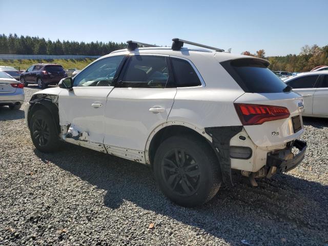 Obraz 2 z 2020 AUDI Q5 PREMIUM 2020 z VIN WA1ANAFY3L2021095