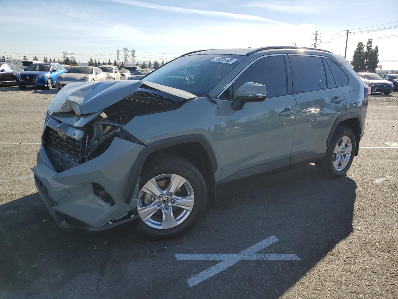 2021 TOYOTA RAV4 XLE 2021 image