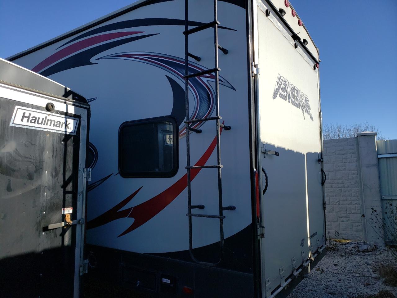 Изображение 3 2016 WILDWOOD VENEGEANCE 2016 с VIN 4X4FVGG22GR500625