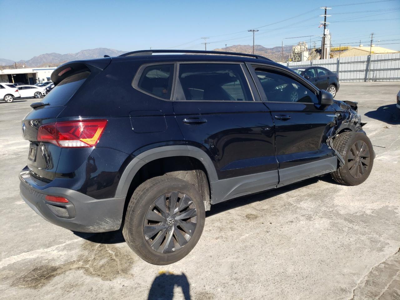 Image 3 of 2022 VOLKSWAGEN TAOS S 2022 with VIN 3VVCX7B24NM077928