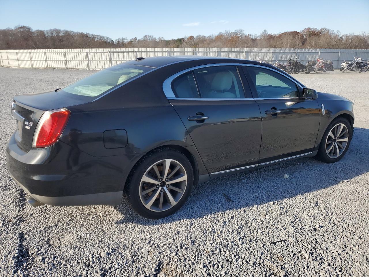 Obraz 3 z 2009 LINCOLN MKS  2009 z VIN 1LNHM94RX9G604210