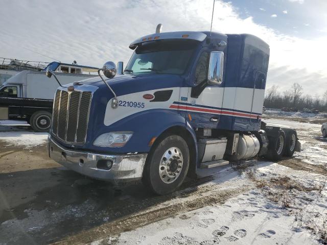 Obraz 2 z 2015 Peterbilt 579 2015 z VIN 1XPBDP9X8FD261799