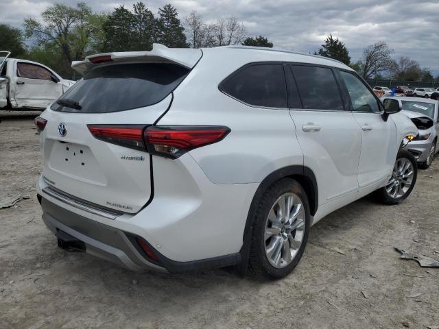 Изображение 3 2022 TOYOTA HIGHLANDER HYBRID PLATINUM 2022 с VIN 5TDEBRCH5NS084696