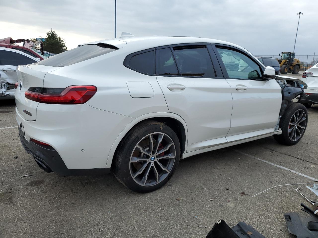 Image 3 of 2021 BMW X4 XDRIVEM40I 2021 with VIN 5UX2V5C0XM9G46183