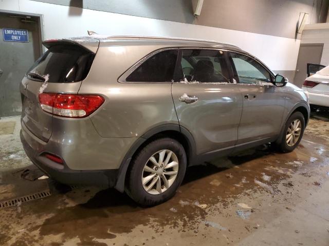 Image 3 of 2016 KIA SORENTO LX 2016 with VIN 5XYPG4A31GG085588