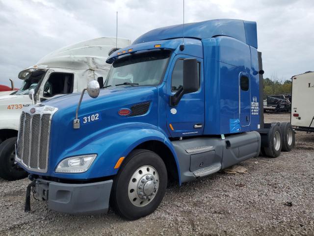 Изображение 2 2014 PETERBILT 579  2014 с VIN 1XPBDP9X9ED243102