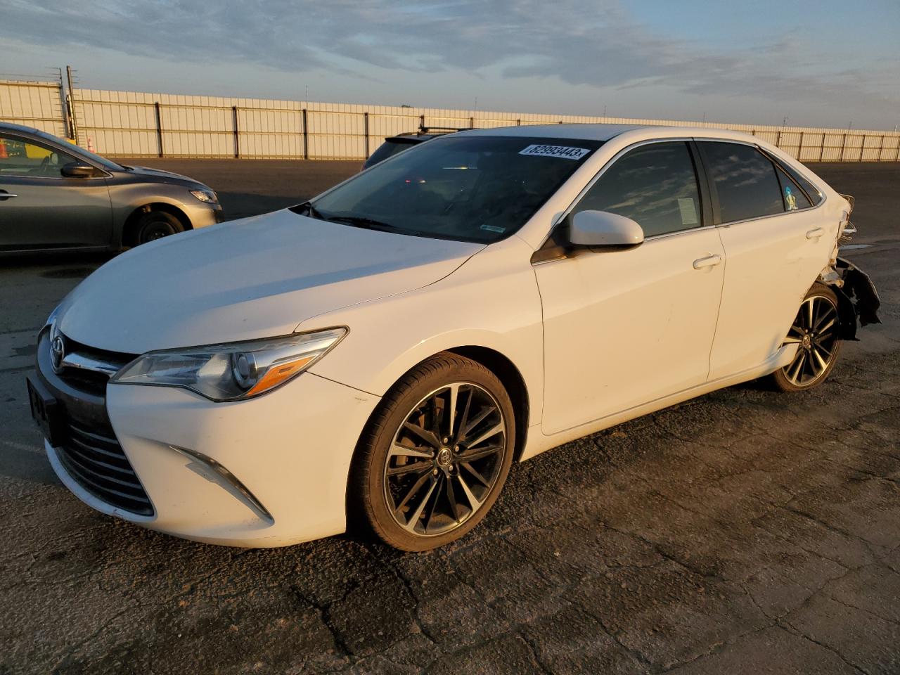 Image 1 of 2015 TOYOTA CAMRY LE 2015 with VIN 4T4BF1FK8FR477378