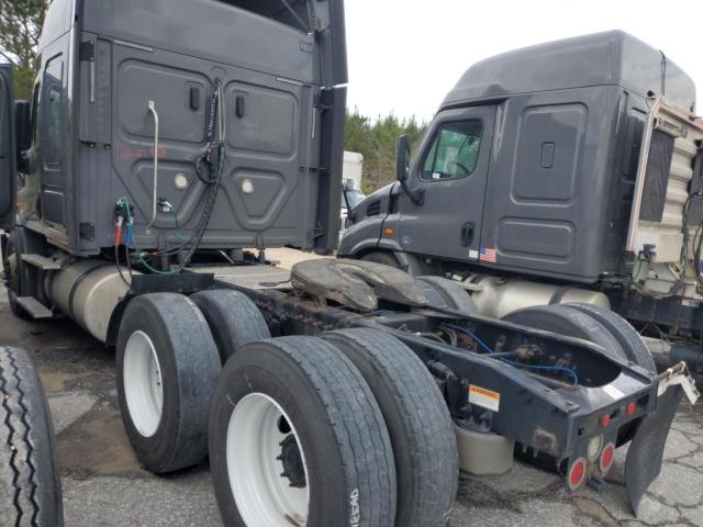 Obraz 3 z 2018 FREIGHTLINER CASCADIA 113  2018 z VIN 3AKJGHDV4JSJV6365