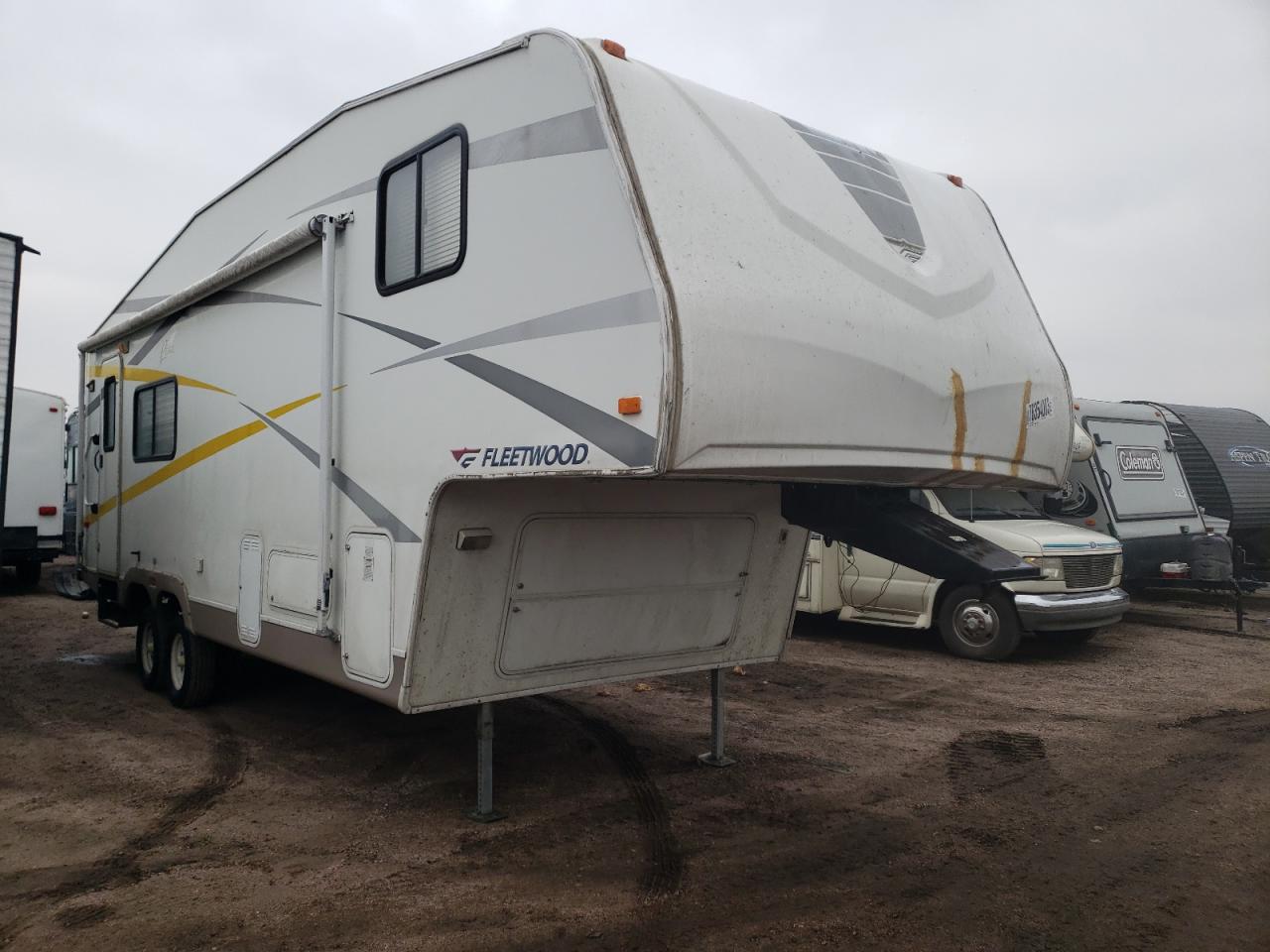 Image 1 of 2005 FTWD MOTORHOME 2005 with VIN 4CF5R252854008211