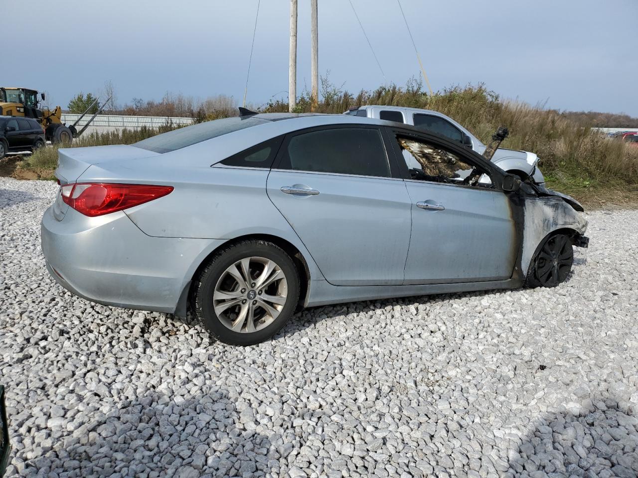 Obraz 3 z 2013 HYUNDAI SONATA SE 2013 z VIN 5NPEC4AC3DH546054