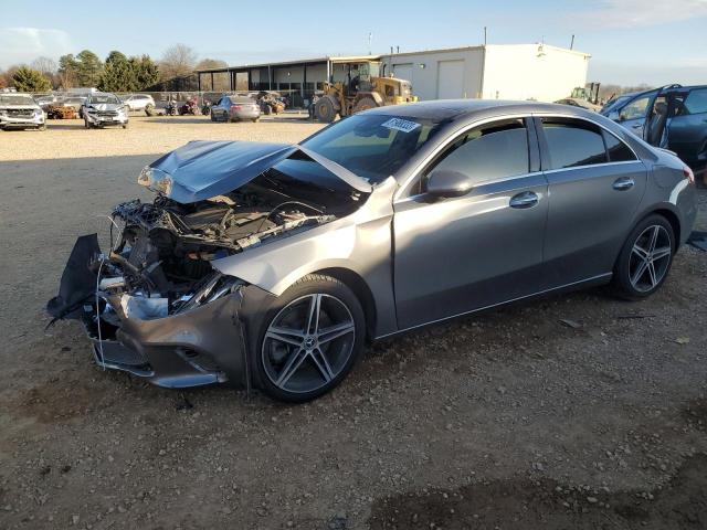 Obraz 1 z 2019 MERCEDES-BENZ A 220 4MATIC 2019 z VIN WDD3G4FB3KW019334