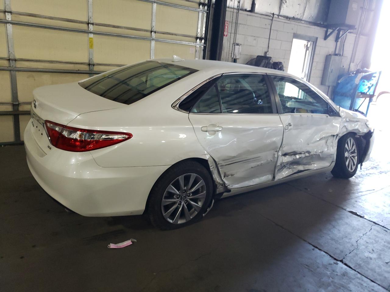 Изображение 3 2017 TOYOTA CAMRY LE 2017 с VIN 4T1BF1FK9HU656736
