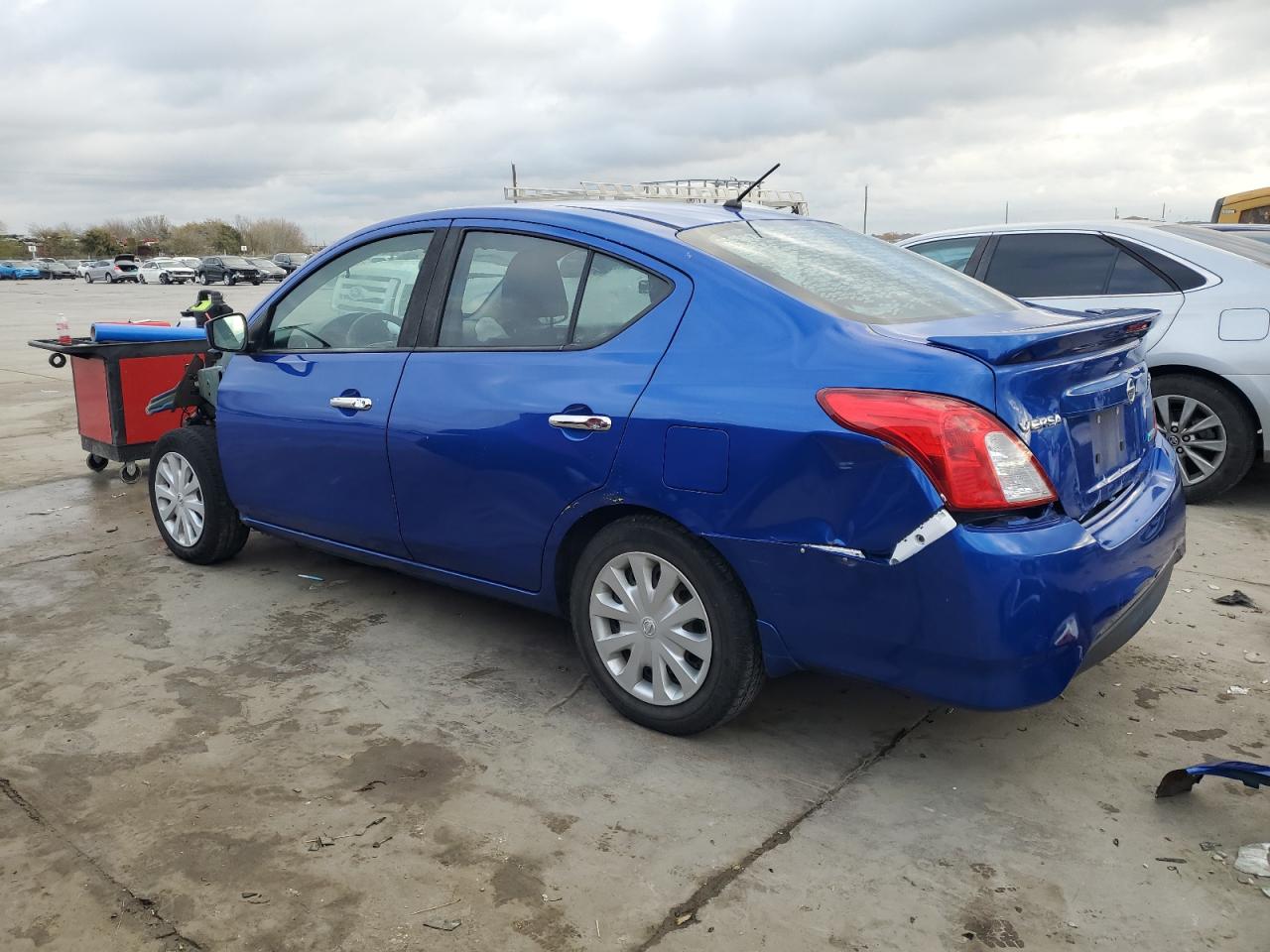 Изображение 2 2016 NISSAN VERSA S 2016 с VIN 3N1CN7AP0GL898070