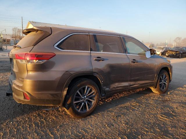 Obraz 3 z 2017 TOYOTA HIGHLANDER SE 2017 z VIN 5TDJZRFH1HS476004