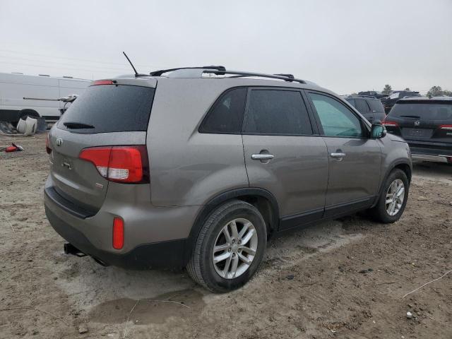 Obraz 3 z 2015 KIA SORENTO LX 2015 z VIN 5XYKT4A75FG570209