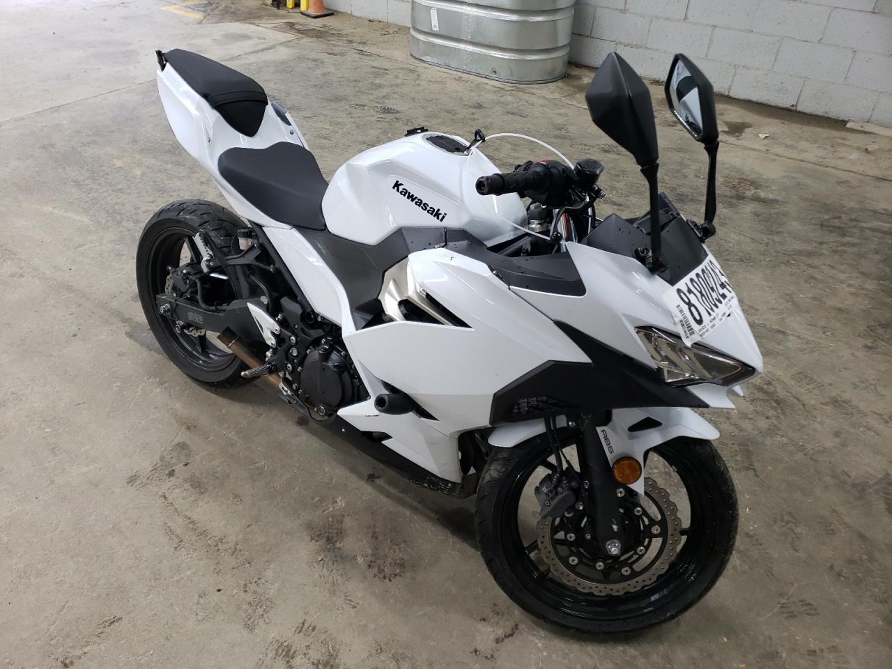 Image 1 of 2020 KAWASAKI EX400  2020 with VIN JKAEXKG1XLDA70188