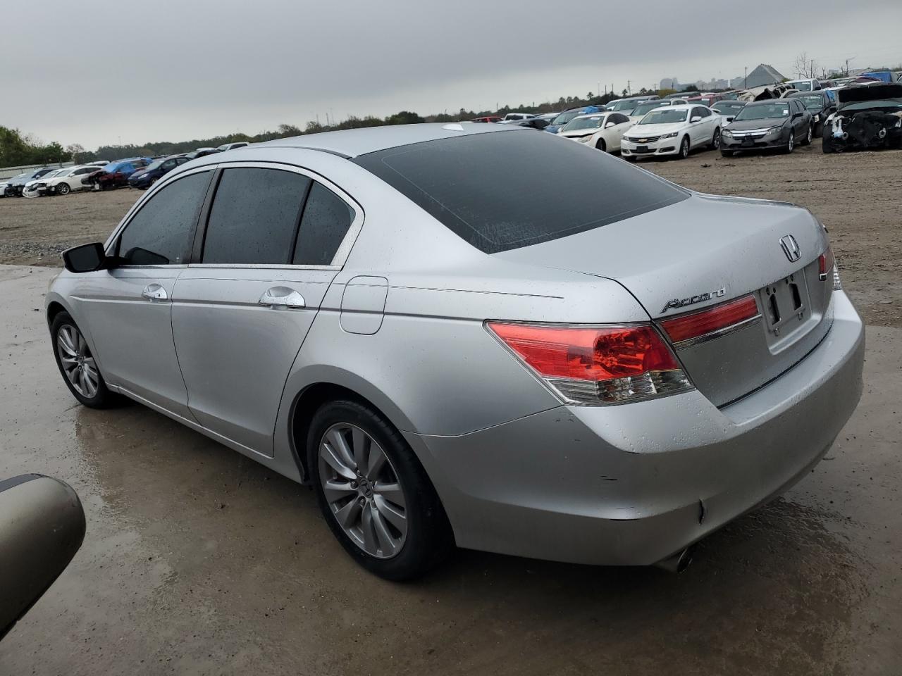 Image 2 of 2012 HONDA ACCORD EXL 2012 with VIN 1HGCP3F82CA002226