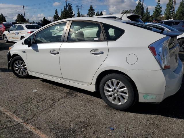 Изображение 2 2015 TOYOTA PRIUS PLUG-IN  2015 с VIN JTDKN3DP6F3071570