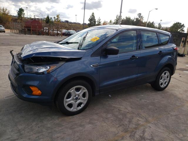 Obraz 1 z 2018 FORD ESCAPE S 2018 z VIN 1FMCU0F78JUB79254
