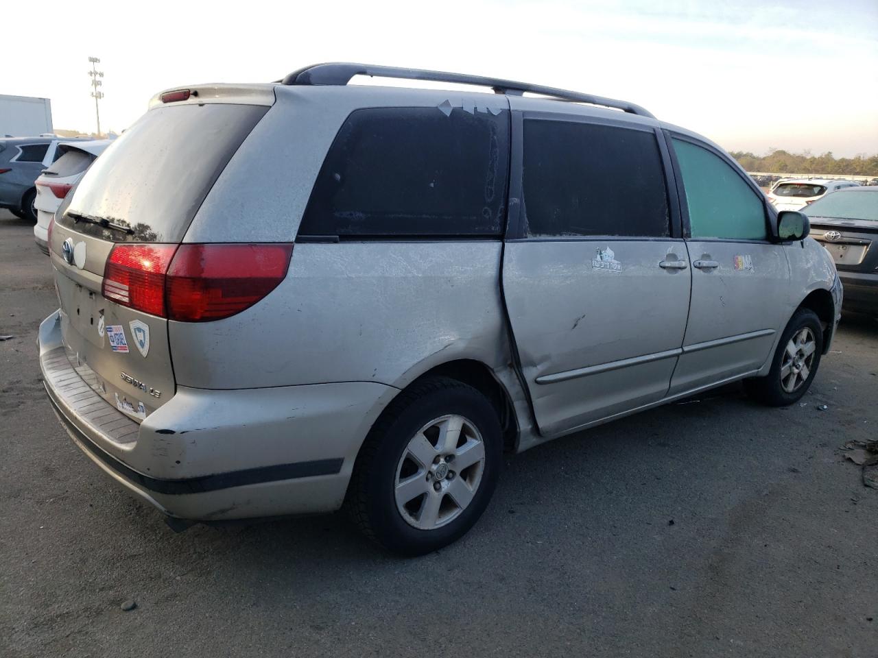 Image 3 of 2005 TOYOTA SIENNA CE 2005 with VIN 5TDZA23C65S378477