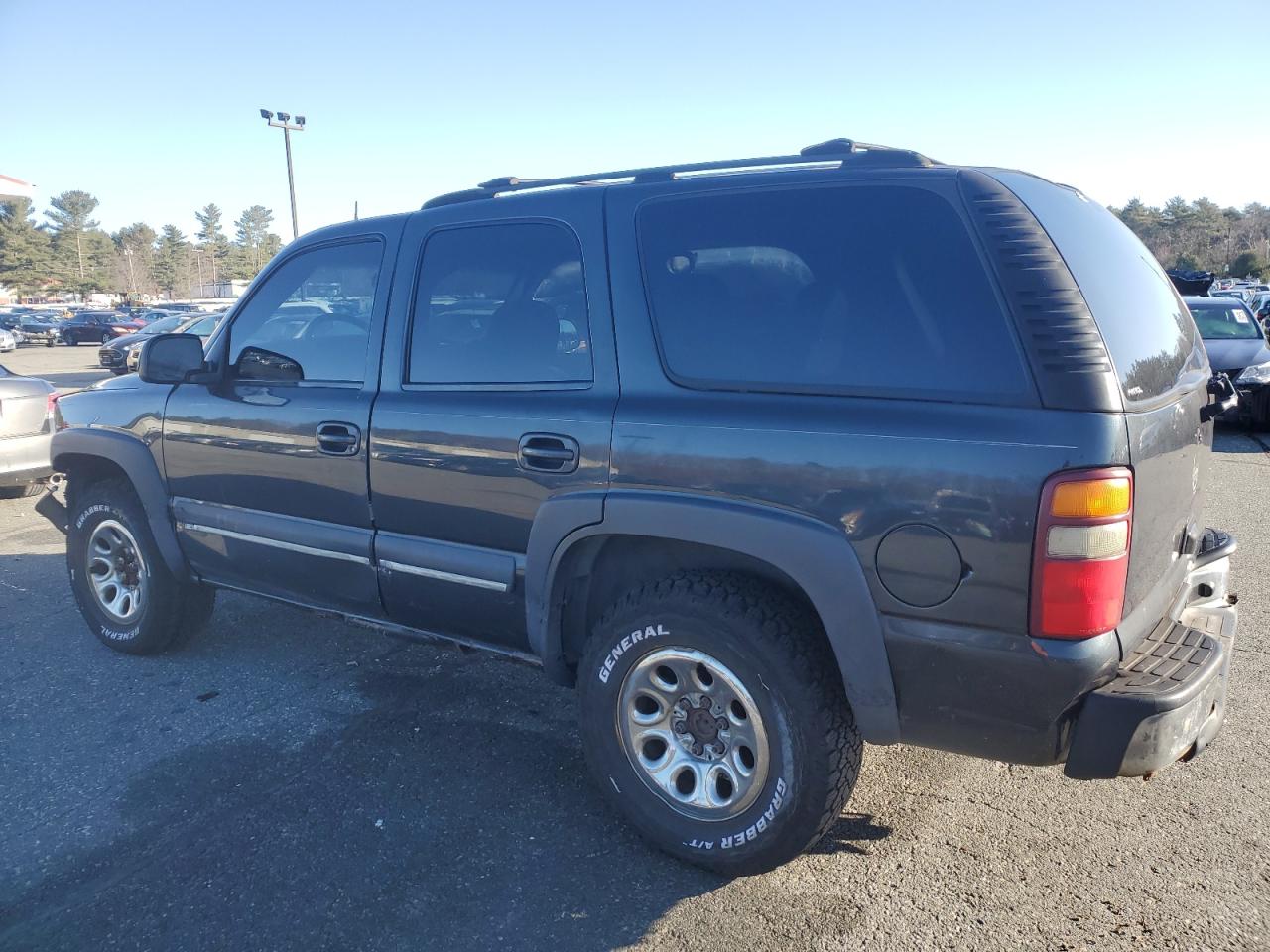 Изображение 2 2003 CHEVROLET TAHOE K1500 2003 с VIN 1GNEK13Z53J273859