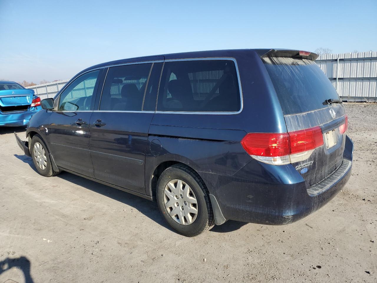Изображение 2 2010 HONDA ODYSSEY LX 2010 с VIN 5FNRL3H23AB098076