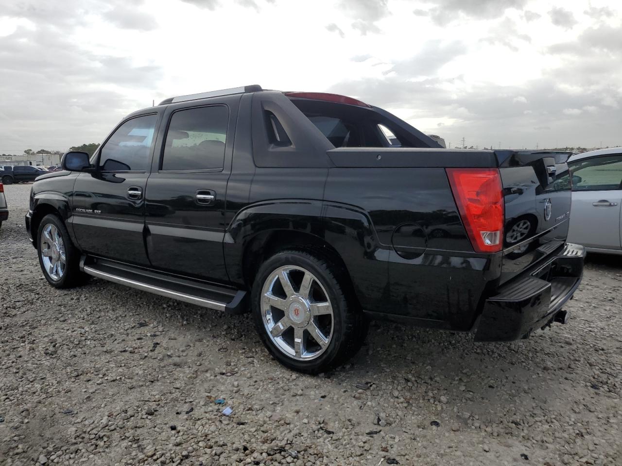 Image 2 of 2003 CADILLAC ESCALADE EXT 2003 with VIN 3GYEK63N13G236936
