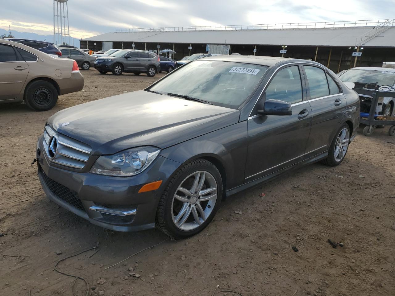 Obraz 1 z 2014 MERCEDES-BENZ C 250 2014 z VIN WDDGF4HB3ER303518