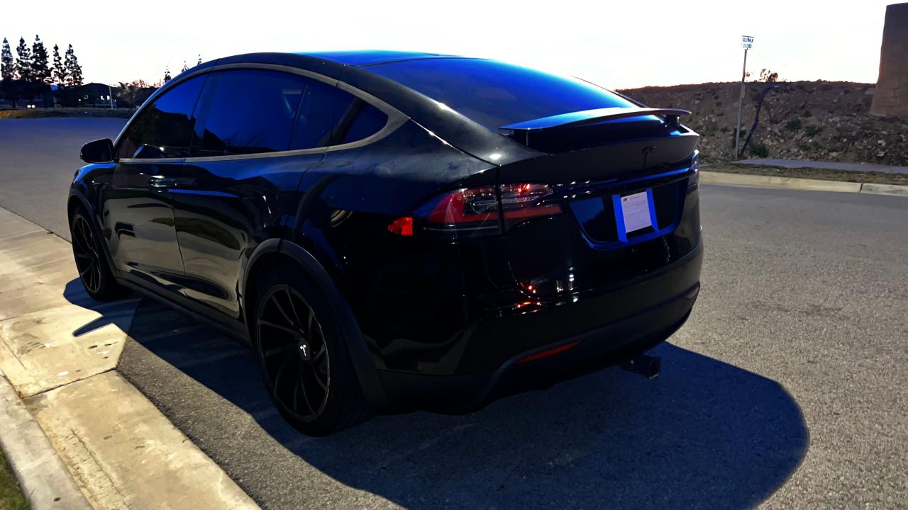 Изображение 3 2020 TESLA MODEL X  2020 с VIN 5YJXCAE47LF261008