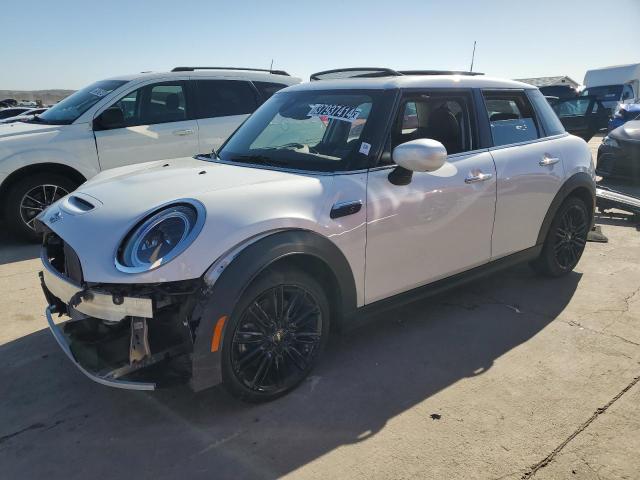 Изображение 1 2024 MINI COOPER S 2024 с VIN WMW53DK06R2V02625