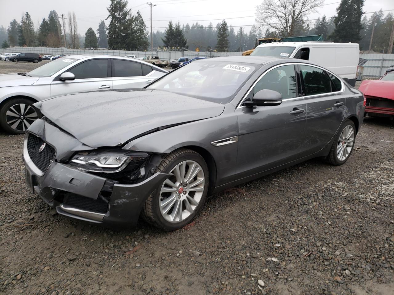 Obraz 1 z 2017 JAGUAR XF PRESTIGE 2017 z VIN SAJBK4BN2HCY42823
