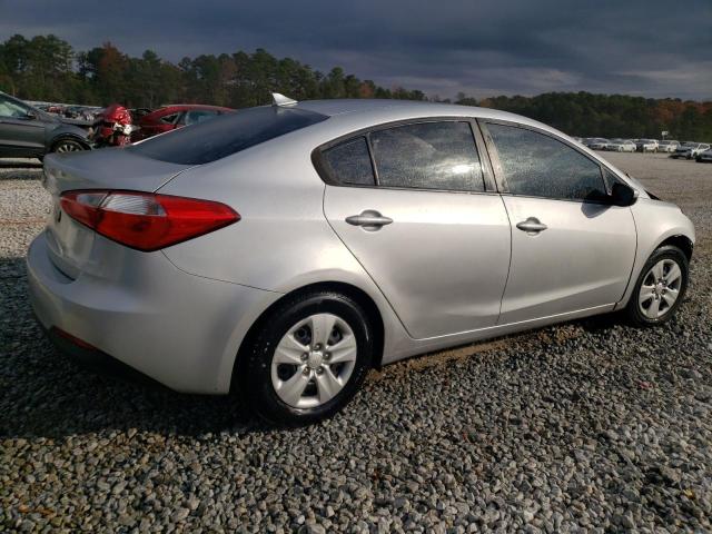 Image 3 of 2016 KIA FORTE LX 2016 with VIN KNAFK4A60G5550324