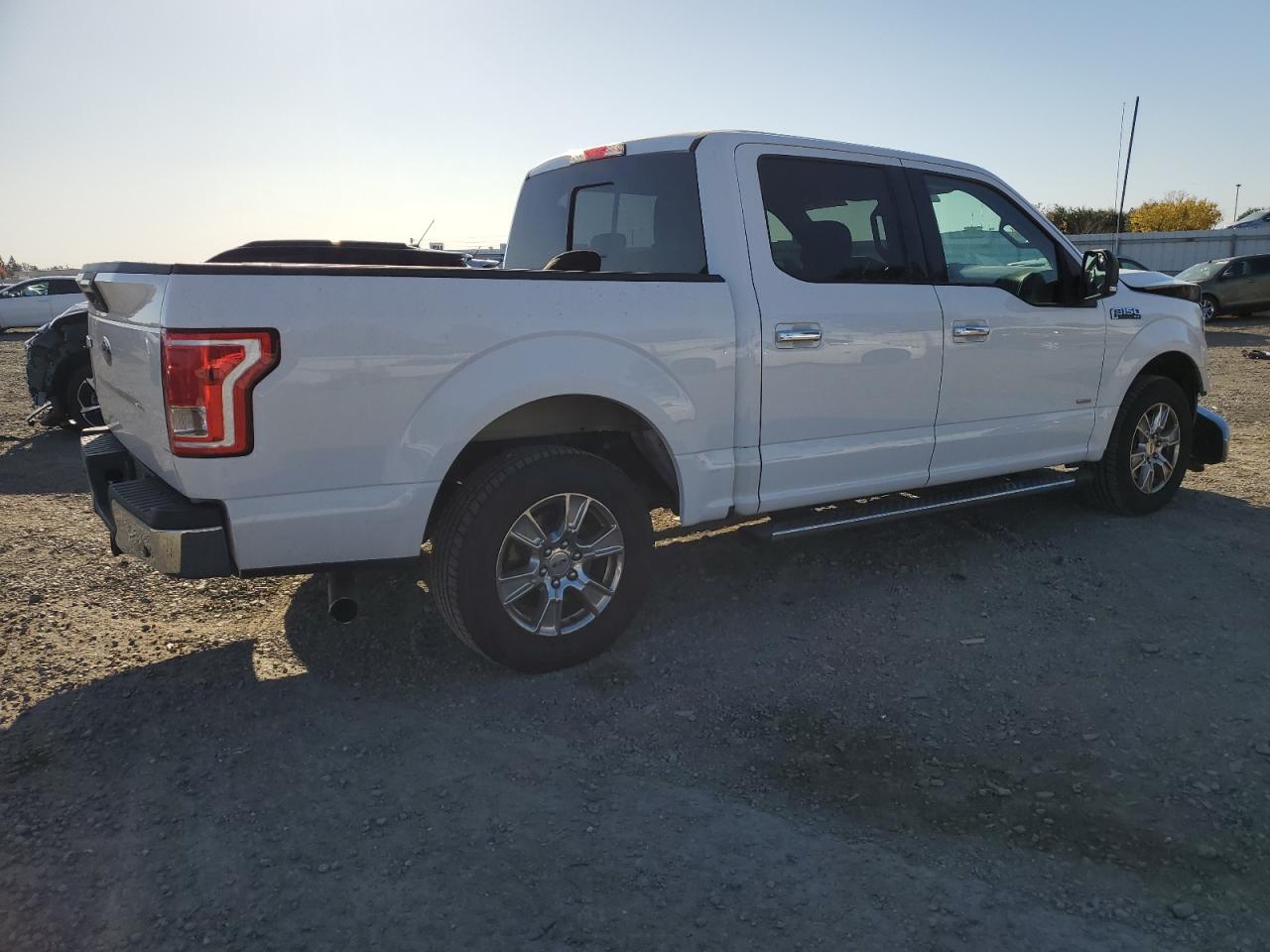 Obraz 3 z 2015 FORD F150 SUPERCREW 2015 z VIN 1FTEW1CP5FKE65390