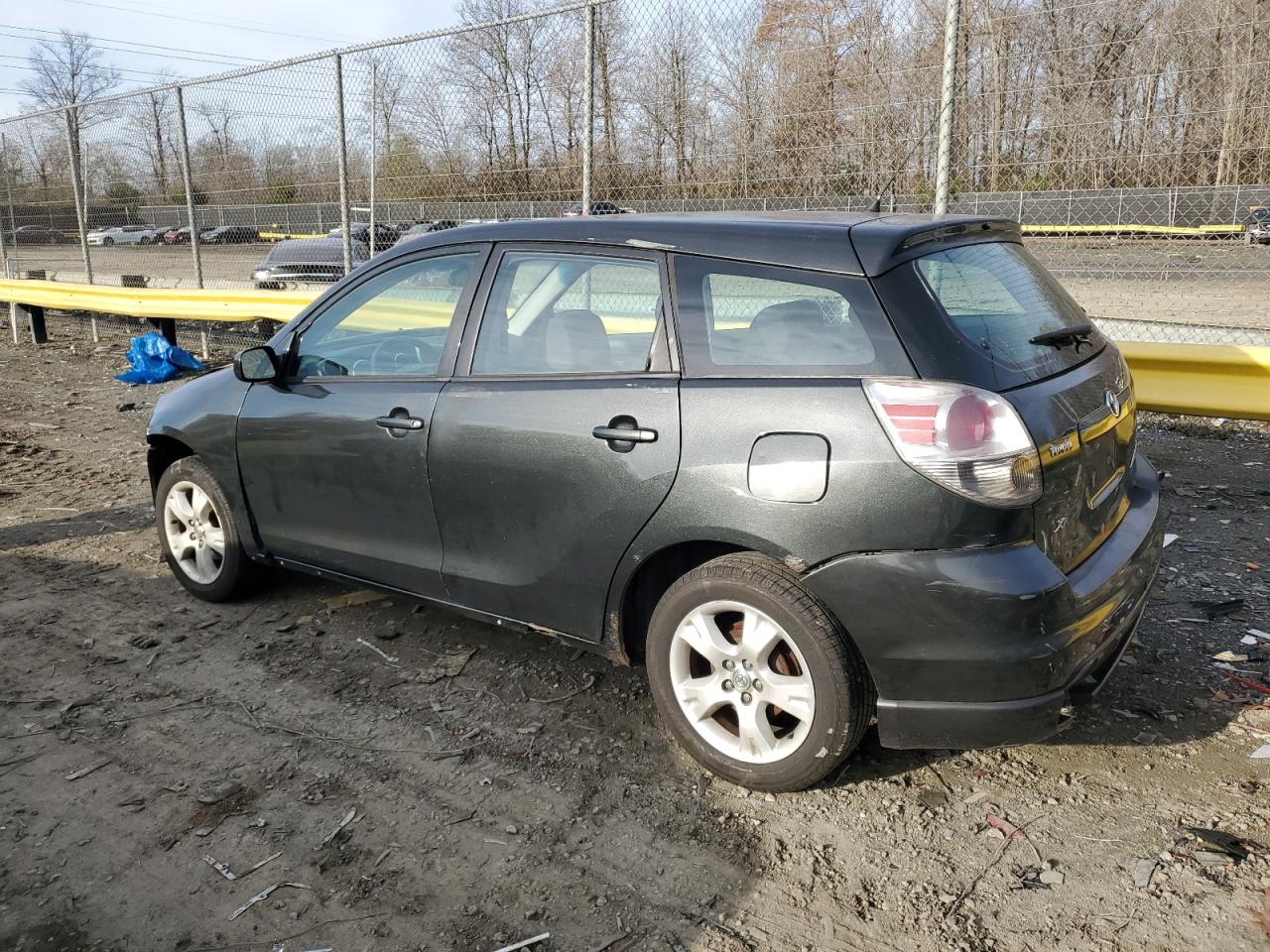 Image 2 of 2005 TOYOTA COROLLA MATRIX XR 2005 with VIN 2T1KR30E65C387534
