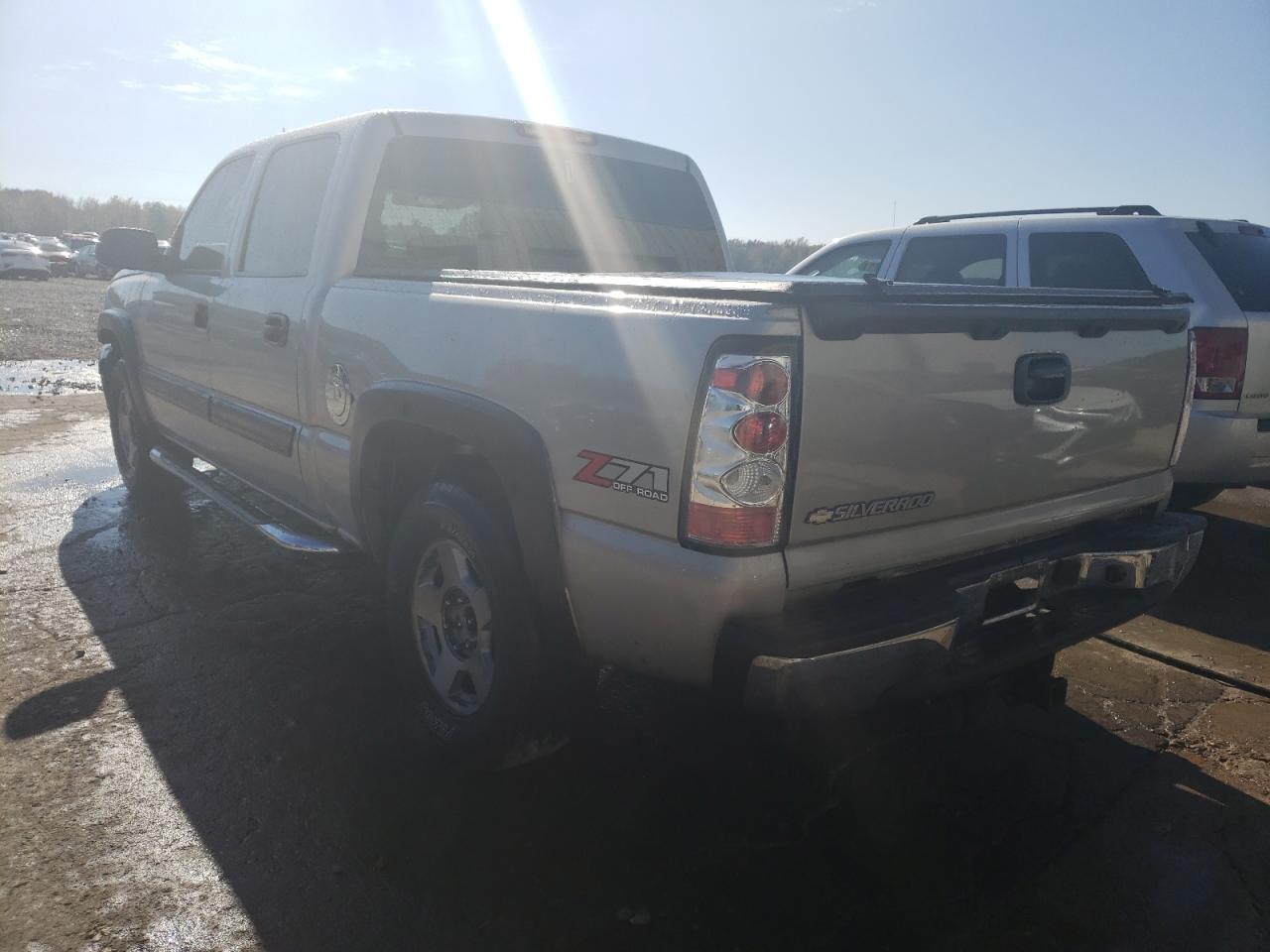 Изображение 2 2005 CHEVROLET SILVERADO K1500 2005 с VIN 2GCEK13T451135053